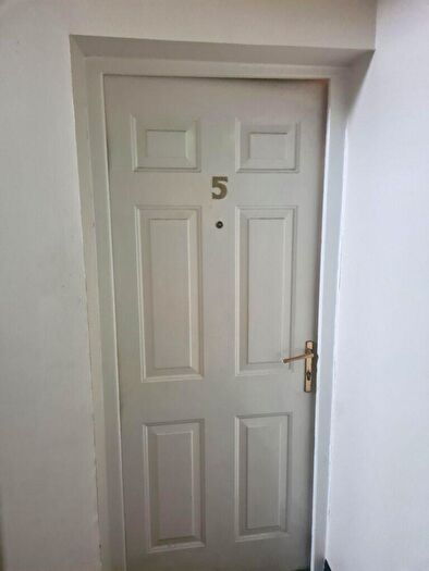 2 Bedroom Flat To Rent In Wilson Court, Bellshill, ML4