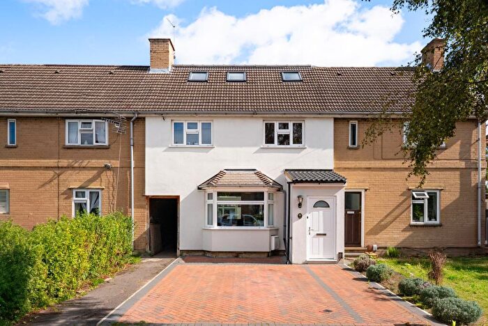 5 Bedroom Terraced House For Sale In Elmfield Road, Cambridge, CB4