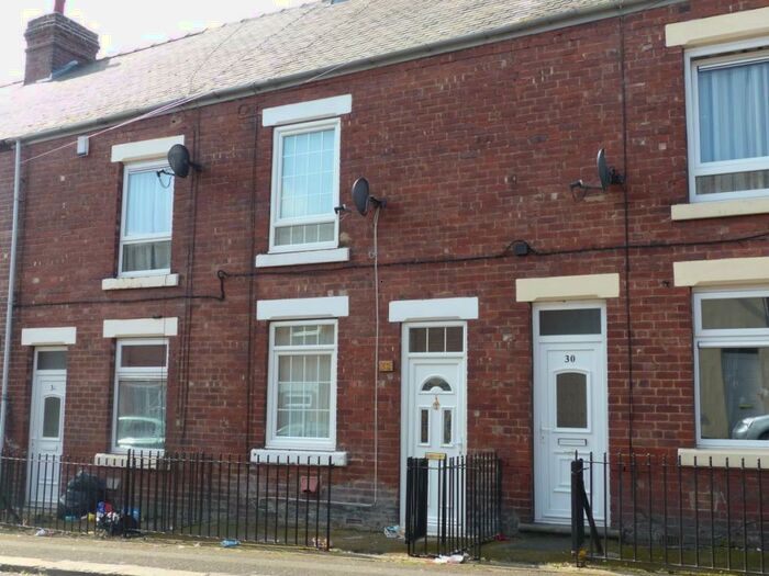 3 Bedroom Terraced House To Rent In Cooperative Street, Goldthorpe, S63