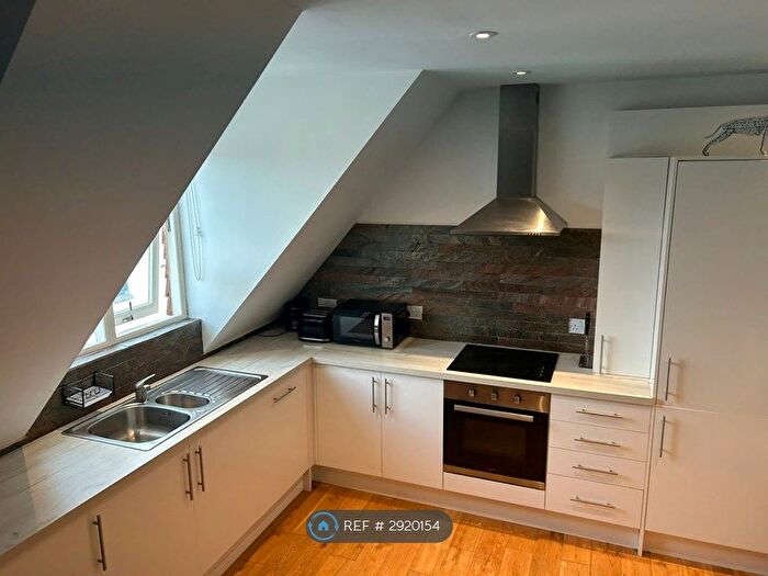 1 Bedroom Flat To Rent In Hill Street, Tunbridge Wells, TN1