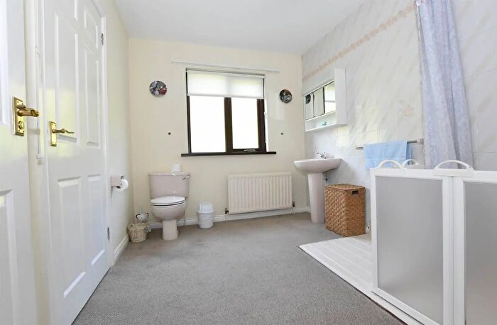 2 Bedroom Detached Bungalows For Sale In Abbey Close, Greyabbey, BT22