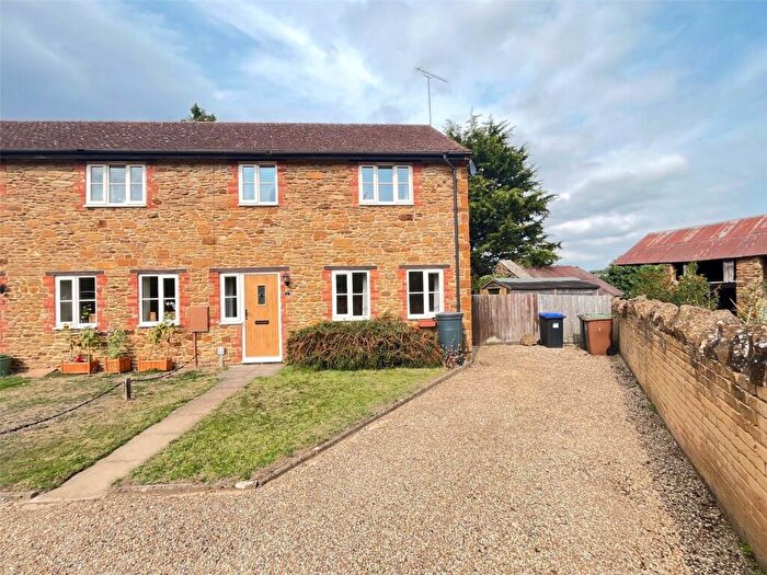 2 Bedroom End Of Terrace House For Sale In Manor Cottages, Pinfold Green, Badby, Northamptonshire, NN11