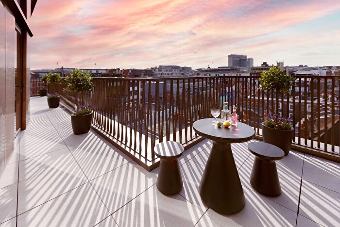 2 Bedroom Flat To Rent In Ganton Street, Soho, W1F