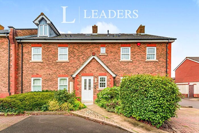 2 Bedroom Flat To Rent In Eastgate Mews, Brighton Road, Horsham, RH13
