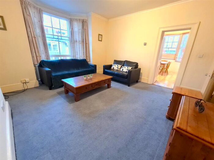 1 Bedroom Flat To Rent In Flat, Old Station Road, Newmarket, CB8