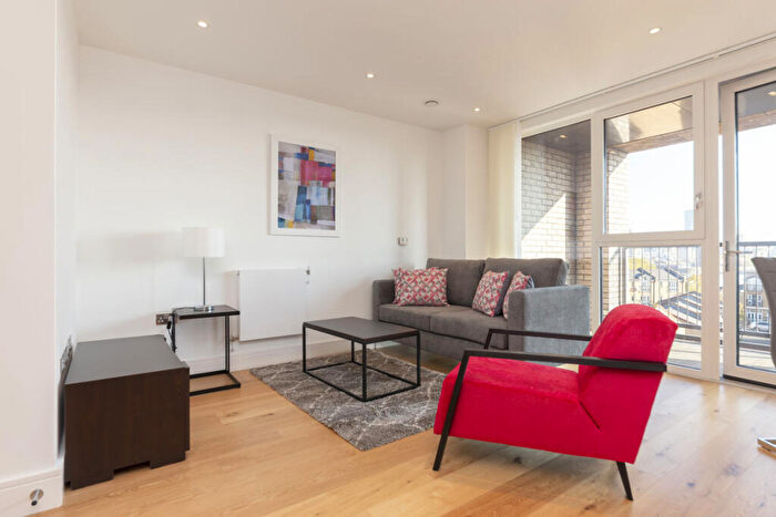 2 Bedroom Flat To Rent In Aurora Point, Rotherhithe, SE8