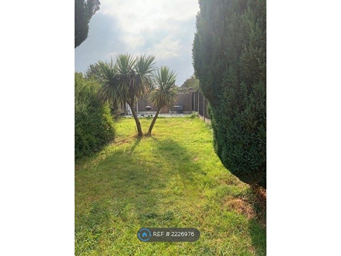 3 Bedroom Semi-Detached House To Rent In Mayfield Road, Derby, DE21