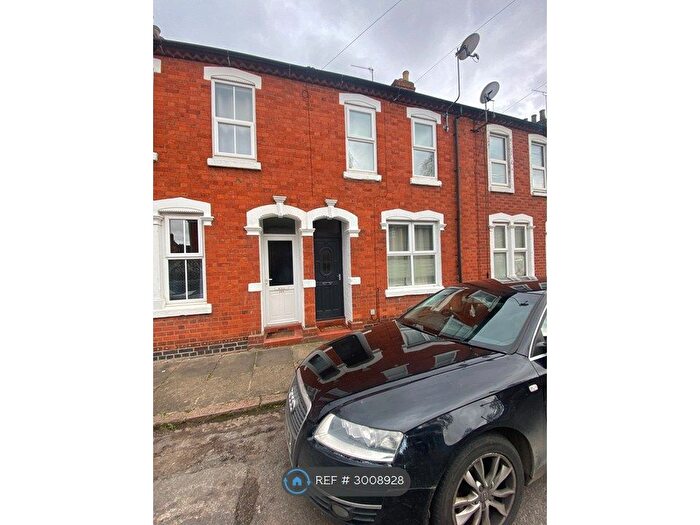 3 Bedroom Terraced House To Rent In Stanley Road, Northampton, NN5