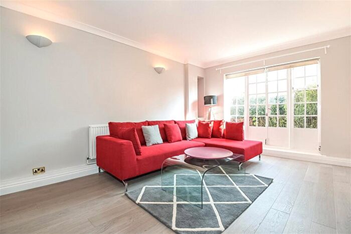 2 Bedroom Apartment To Rent In Fitzjohns Avenue, London, NW3