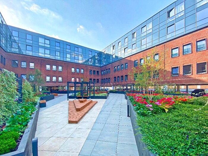 2 Bedroom Flat For Sale In - Pembroke Broadway, Camberley, Surrey, GU15