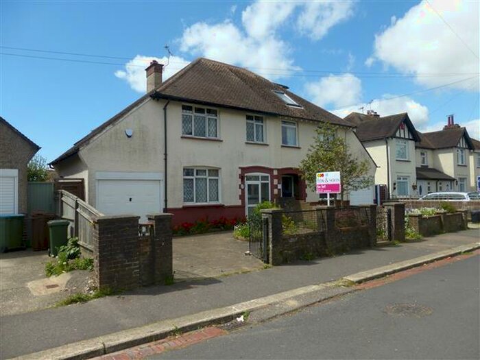 3 Bedroom Semi-Detached House To Rent In Highland Avenue, Bognor Regis, PO21