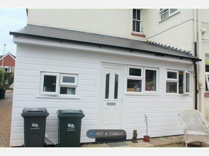 1 Bedroom Flat To Rent In Richmond Road, Malvern, WR14