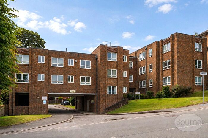 1 Bedroom Flat To Rent In Harvey Road, Guildford, Surrey, GU1