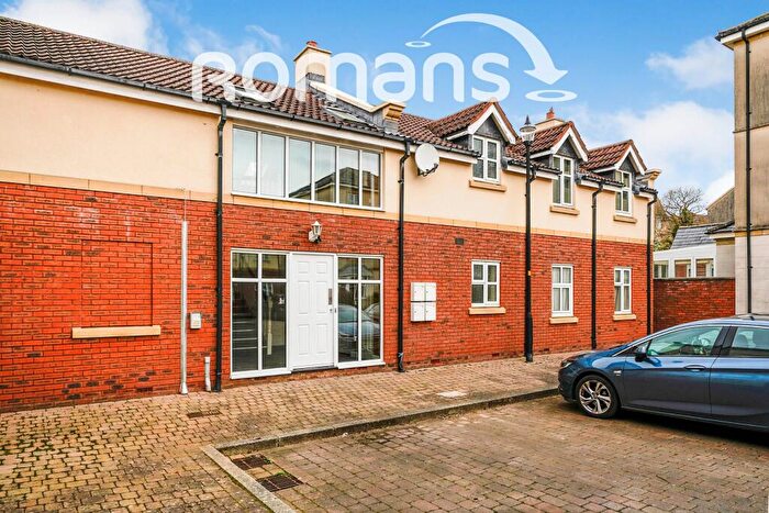 2 Bedroom Flat To Rent In Elgar Close, Swindon, SN25