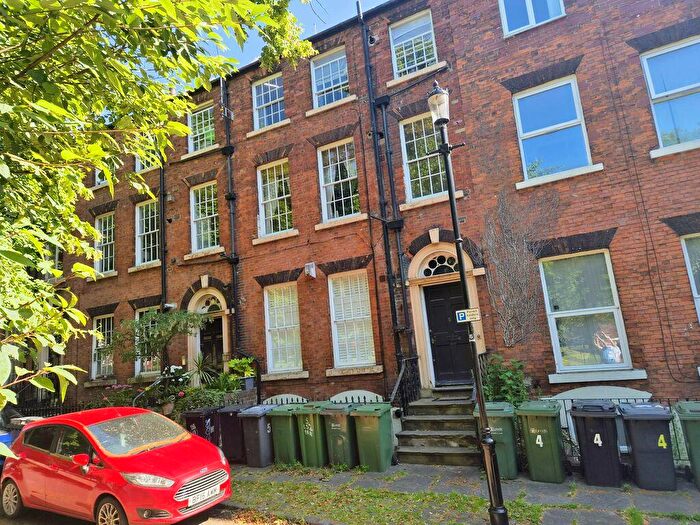 2 Bedroom Flat To Rent In Blenheim Square, Leeds, LS2