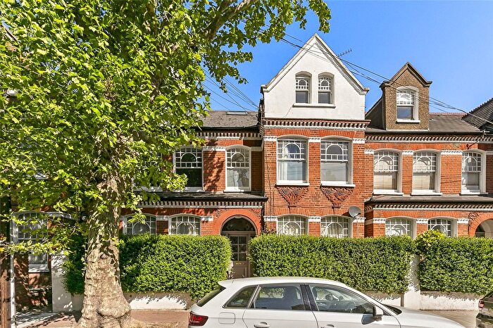 1 Bedroom Flat For Sale In Crockerton Road, London, SW17