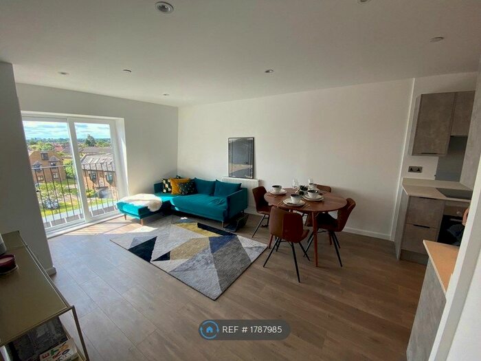 1 Bedroom Flat To Rent In Kingston Road, London, SW20