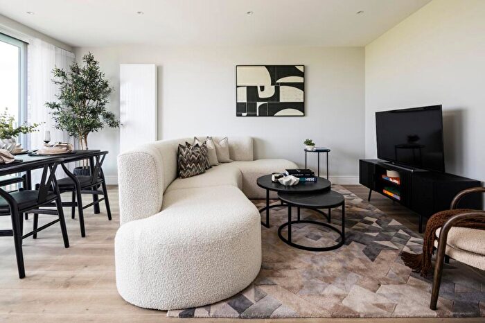 1 Bedroom Flat For Sale In Neptune Wharf, Grinstead Road, SE8