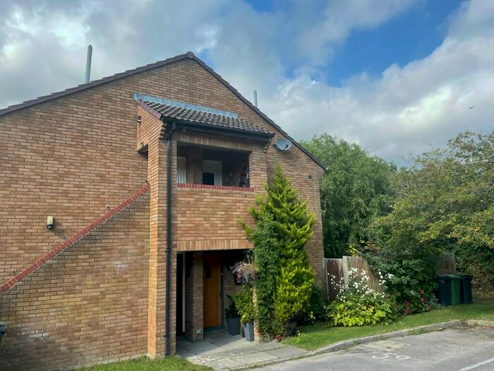 Apartment To Rent In Tadley, RG26