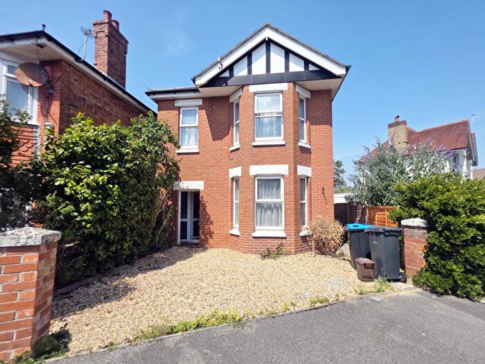 4 Bedroom Detached House For Sale In Green Road, (Five Ways End) Bournemouth, Dorset, BH9