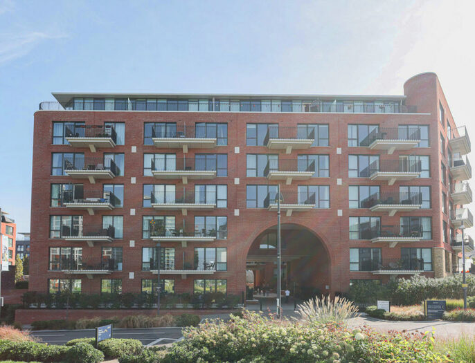 3 Bedroom Apartment For Sale In Thunderer Walk, Woolwich, SE18