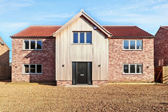 4 Bedroom Detached House For Sale In Lynn Road, East Winch, King's Lynn, Norfolk, PE32