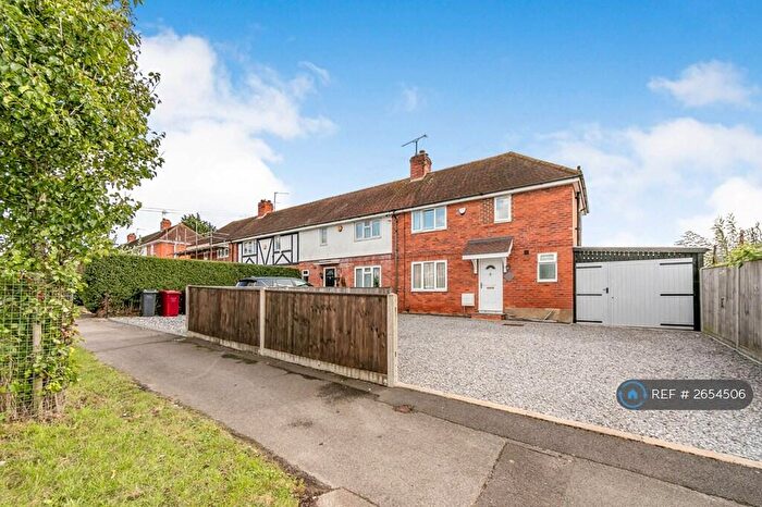 2 Bedroom End Of Terrace House To Rent In Hartland Road, Reading, RG2