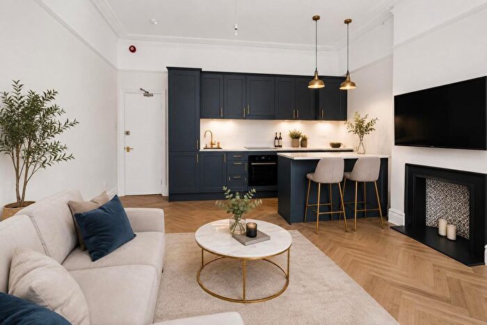 2 Bedroom Flat To Rent In Hampton Road, Bristol, BS6
