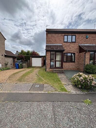 2 Bedroom Property To Rent In Pegasus Mews, Lowestoft, NR32