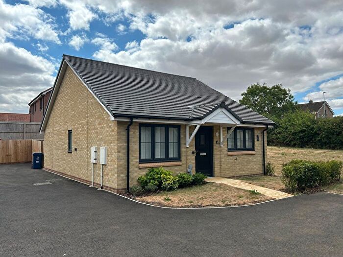 2 Bedroom Detached Bungalow For Sale In Evans Mead, Stilton, Peterborough, PE7