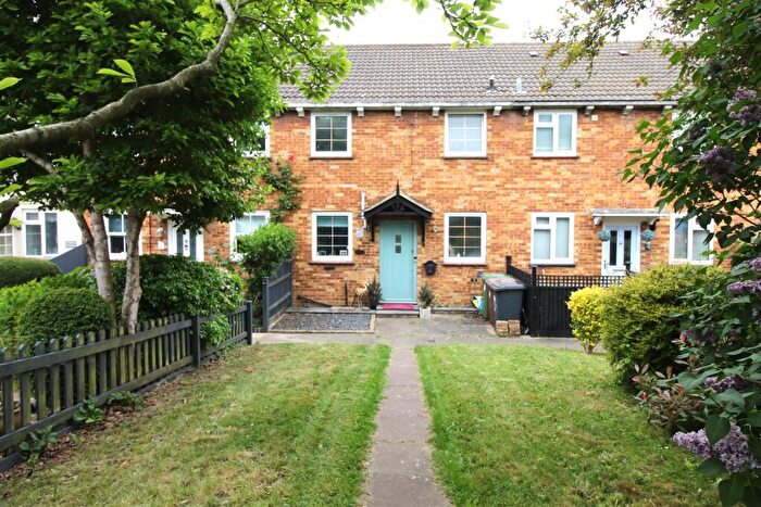 3 Bedroom Terraced House For Sale In Blanche Lane, South Mimms, Potters Bar, EN6