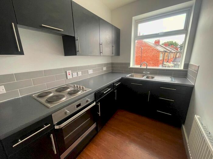 2 Bedroom Flat To Rent In Seatonville Road, Monkseaton, Whitley Bay, NE25