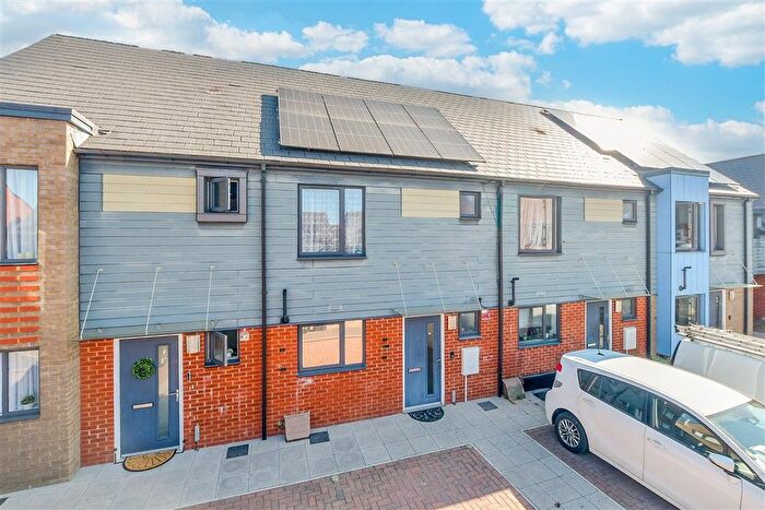 3 Bedroom Terraced House For Sale In College Row, Ashford, Kent, TN23
