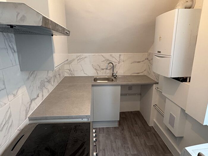 1 Bedroom Studio To Rent In Ellison Road, Streatham, SW16
