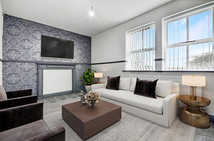 2 Bedroom Flat To Rent In Wharf House, Blackburn, BB2