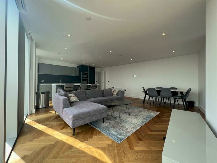 2 Bedroom Apartment To Rent In South Tower, Deansgate Square, Owen Street, M15