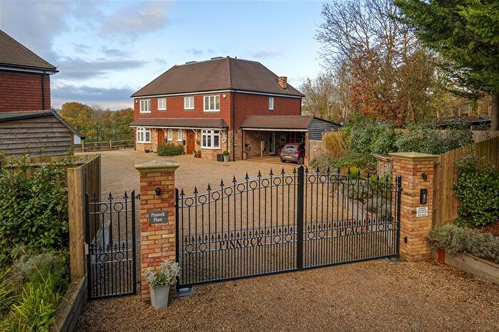 4 Bedroom Semi-Detached House For Sale In Meadow View, Pinnock Place, Pluckley, TN27