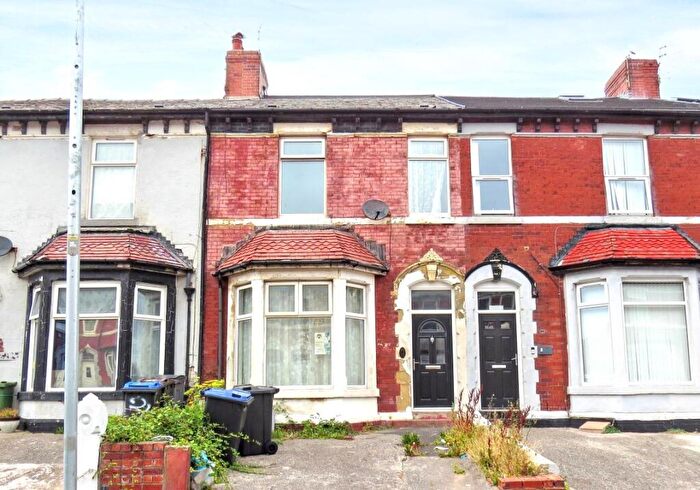 6 Bedroom Terraced House For Sale In Clevedon Road, Blackpool, Lancashire, FY1
