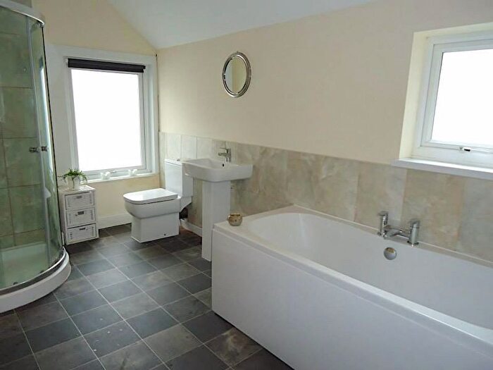 4 Bedroom Terraced House To Rent In Moy Road, Cardiff, CF24