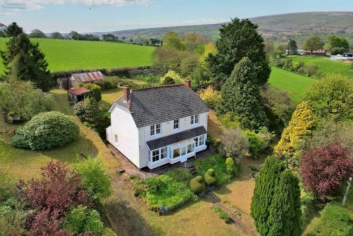 4 Bedroom Detached House For Sale In Glenhaven, South Zeal, Okehampton, EX20