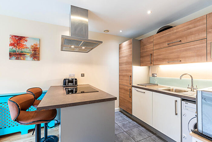 1 Bedroom Flat To Rent In Mostyn Grove, London, E3