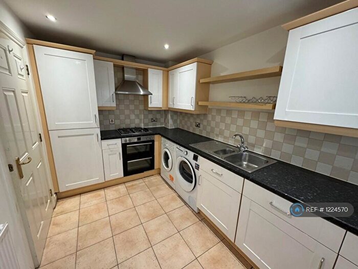 3 Bedroom End Of Terrace House To Rent In Cavell Court, Bishop's Stortford, CM23
