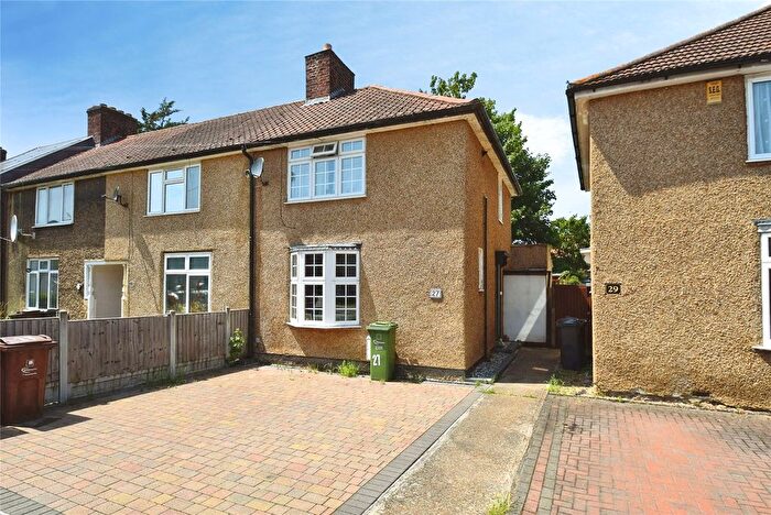 2 Bedroom Semi-Detached House For Sale In Harris Road, Dagenham, RM9