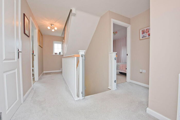 5 Bedroom Detached House For Sale In Yarnfield Parkway, Yarnfield, Stone, ST15 - Photo 11