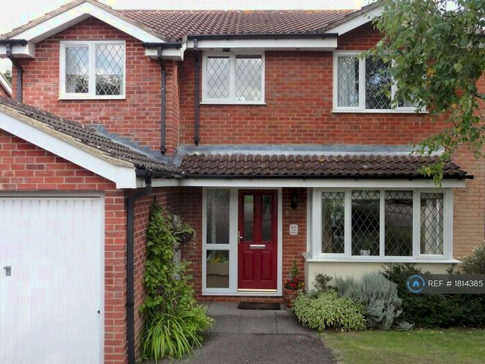 5 Bedroom Detached House To Rent In Lark Close, Buckingham, MK18