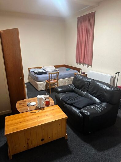 1 Bedroom House To Rent In North Road, Bristol, BS6