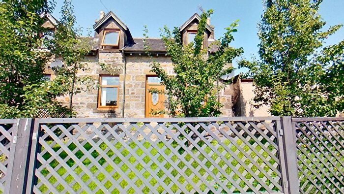 3 Bedroom Cottage For Sale In Glenlossie Road, Elgin, Moray, IV30