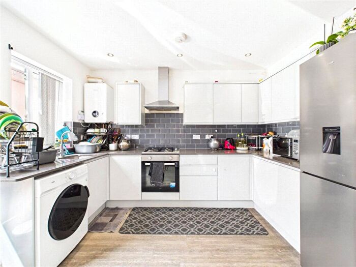 4 Bedroom Apartment To Rent In Argus Road, Bristol, BS3