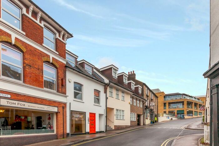 1 Bedroom Apartment To Rent In Castle Street, Guildford, GU1