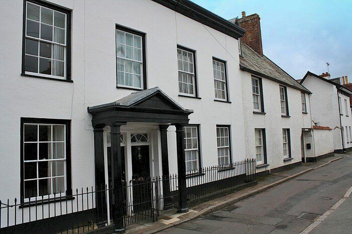 3 Bedroom Terraced House To Rent In Monmouth Street, Topsham, EX3